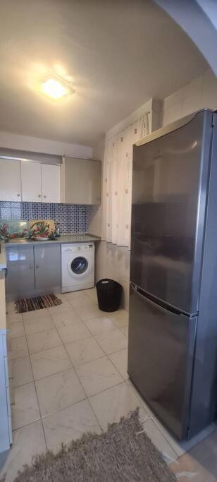 Bungalow Avec Piscine Τορεβιέχα Εξωτερικό φωτογραφία