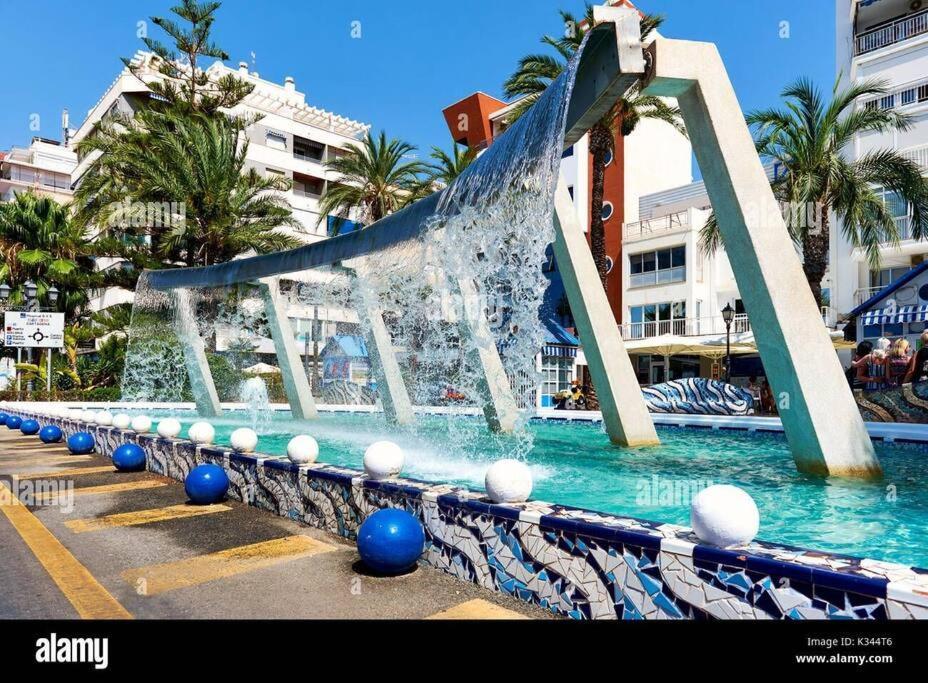 Bungalow Avec Piscine Τορεβιέχα Εξωτερικό φωτογραφία