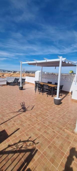 Bungalow Avec Piscine Τορεβιέχα Εξωτερικό φωτογραφία